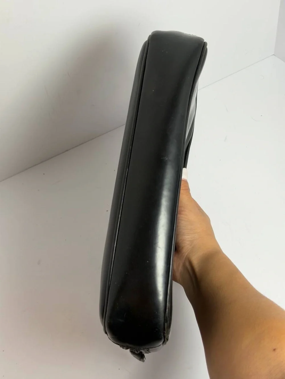 Gucci Tom Ford Era Square G Logo Black Patent Leather Clutch